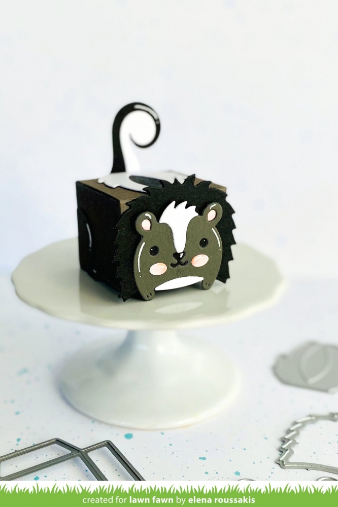 Bild 1 von Lawn Fawn Cuts  - Stanzschablone tiny gift box skunk add-on Stinktier