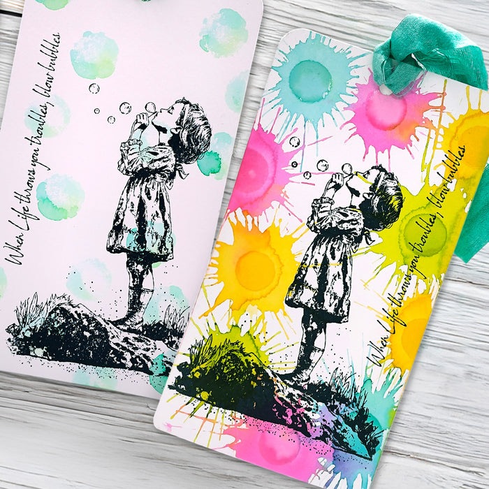 Bild 1 von Cosmic Shimmer Pre Cut Stamp - Gummistempel - Andy Skinner Blowing Bubbles