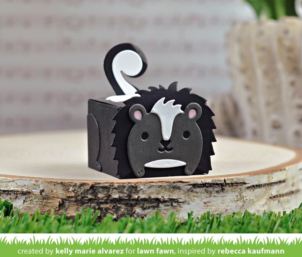 Bild 1 von Lawn Fawn Cuts  - Stanzschablone tiny gift box skunk add-on Stinktier