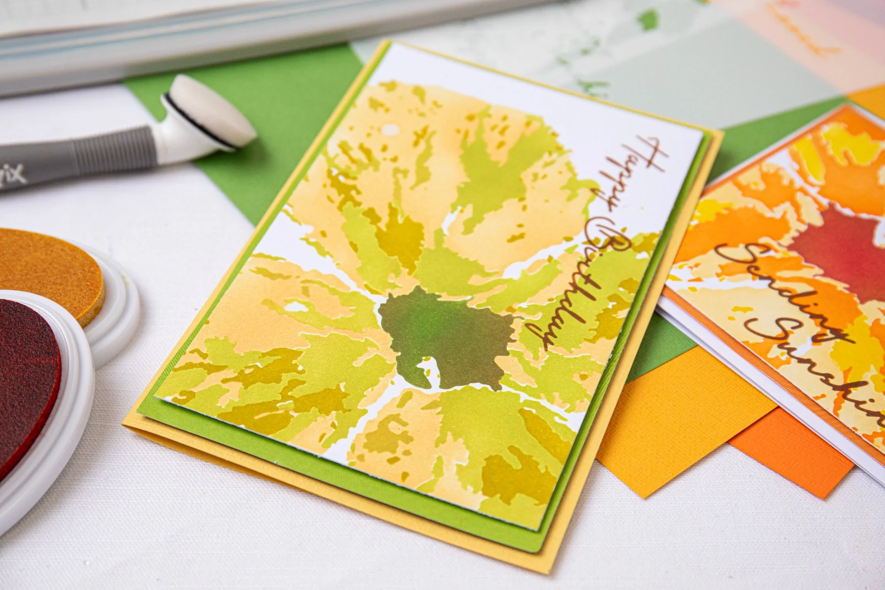 Bild 4 von Sizzix - Layered Stencils - Cosmopolitan, Floral Impressions by Stacey Park